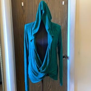 Zella long-sleeve Teal color top - GORGEOUS